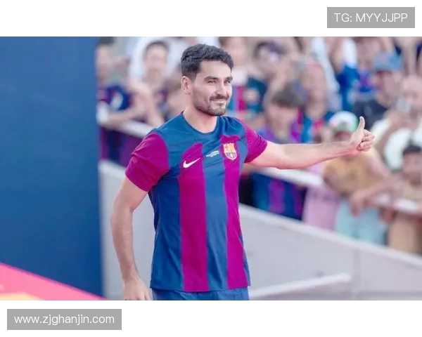 京多安领衔曼城新赛季征程球迷期待其再创辉煌表现 京多安领衔曼城新赛季征程球迷期待其再创辉煌表现