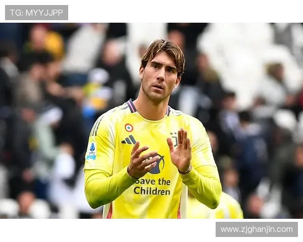 弗拉霍维奇的崛起之路:从年轻天才到足球巨星的蜕变与挑战 弗拉霍维奇的崛起之路:从年轻天才到足球巨星的蜕变与挑战