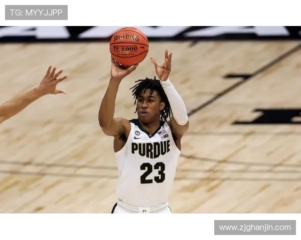 杰登艾维的崛起之路:从大学篮球新星到NBA未来巨星的成长历程 杰登艾维的崛起之路:从大学篮球新星到NBA未来巨星的成长历程