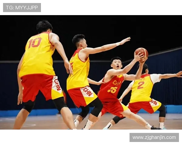 雷霆对阵鹈鹕精彩对决尽在CCTV5直播全程回顾与分析 雷霆对阵鹈鹕精彩对决尽在CCTV5直播全程回顾与分析