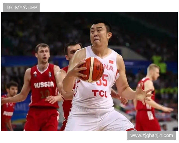 韩德君的篮球传奇之路:从青涩少年到CBA巨星的成长故事 韩德君的篮球传奇之路:从青涩少年到CBA巨星的成长故事