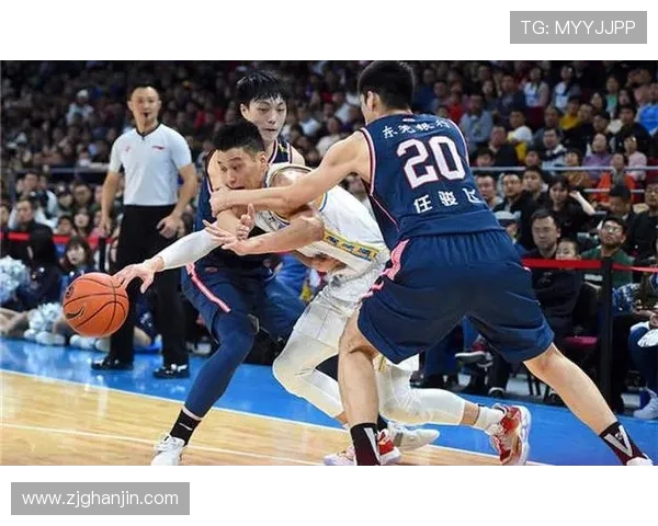 深入分析广州篮球队与北京篮球队的比赛节奏与战术对决 深入分析广州篮球队与北京篮球队的比赛节奏与战术对决